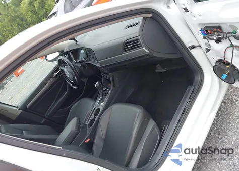 2019 Volkswagen Jetta 1.4T R-Line/1.4T S/1.4T Se из США, поврежденный, VIN 3VWC57BU4KM094095